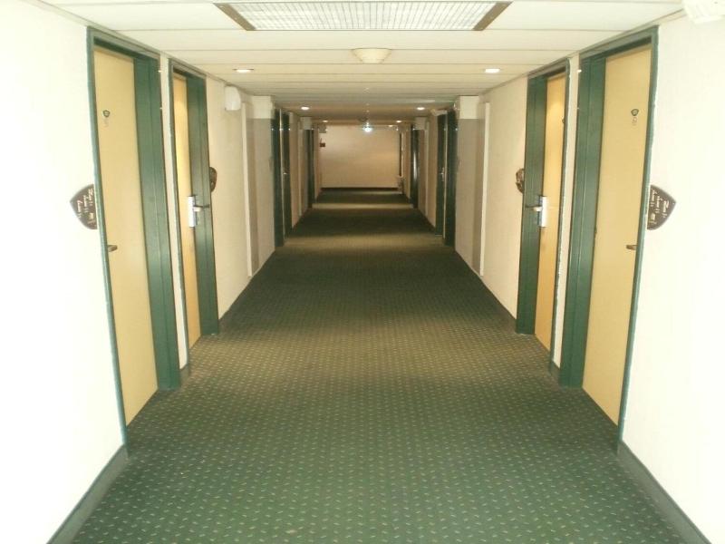 Good Night Hotel image