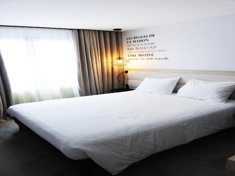 Hotel De France image