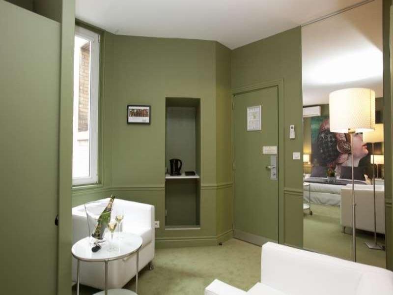 Hôtel Cecyl Reims Centre image