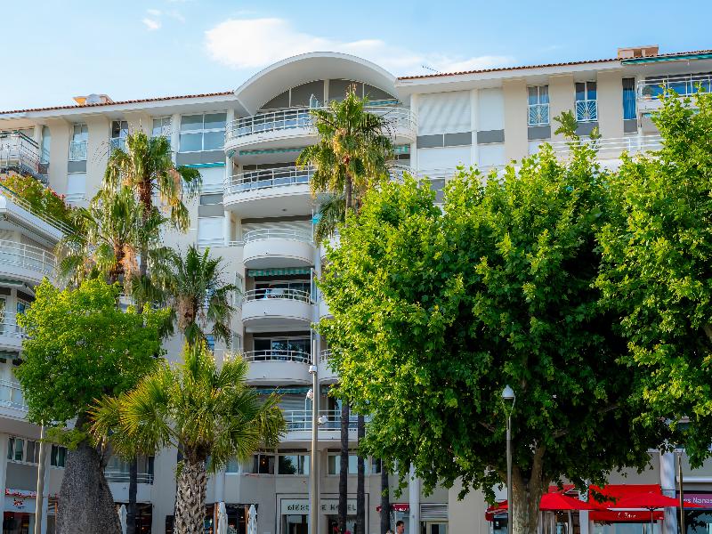 Mercure Saint Raphael Centre Plage — general view