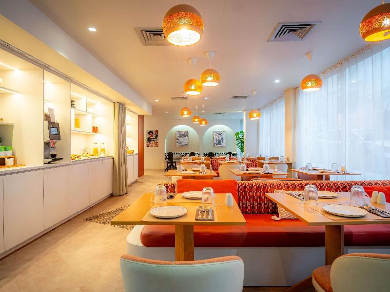 Mercure Saint Raphael Centre Plage image