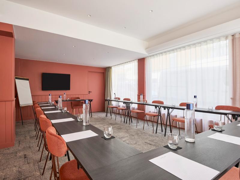 Mercure Saint Raphael Centre Plage image