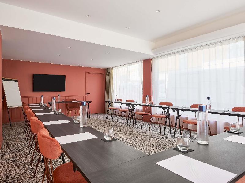 Mercure Saint Raphael Centre Plage image