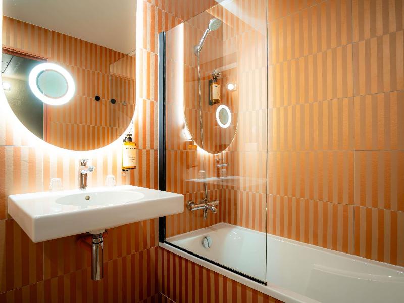 Mercure Saint Raphael Centre Plage image