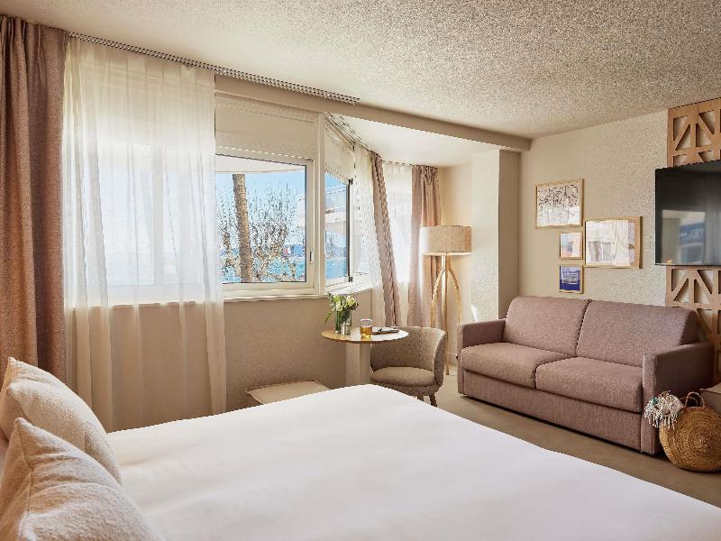 Mercure Saint Raphael Centre Plage image
