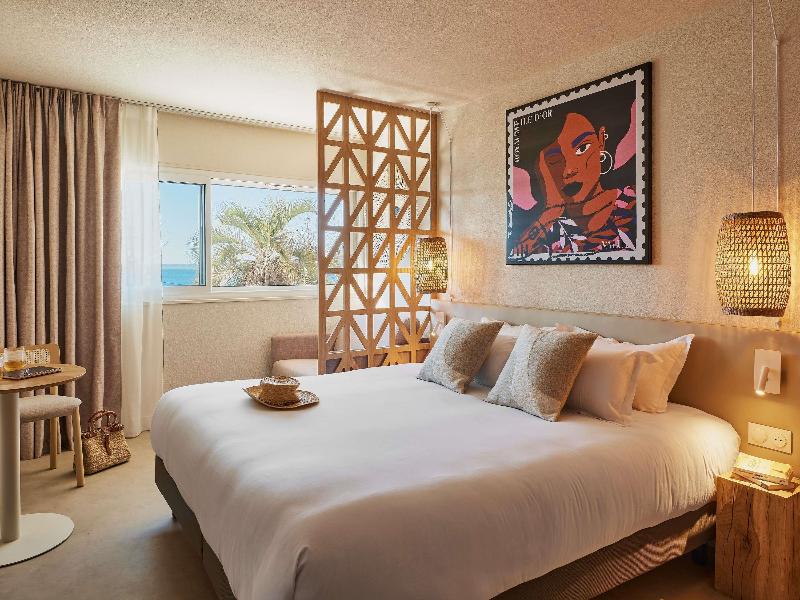 Mercure Saint Raphael Centre Plage image