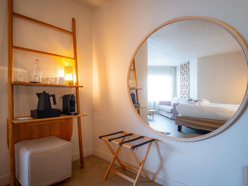 Mercure Saint Raphael Centre Plage image