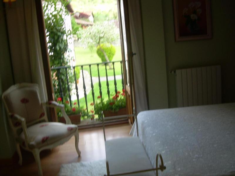 Hotel Cosgaya image