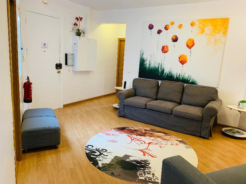 Super Balmes Guest House