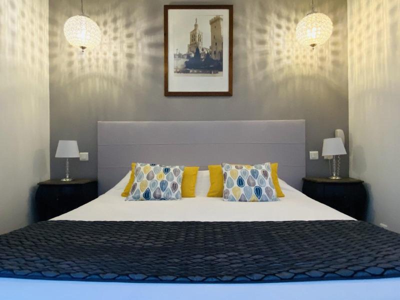 Brit Hotel Acacias image