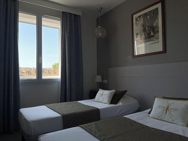 Brit Hotel Acacias image