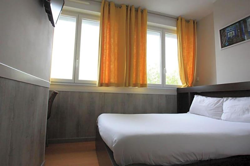 Hotel De La Rade image