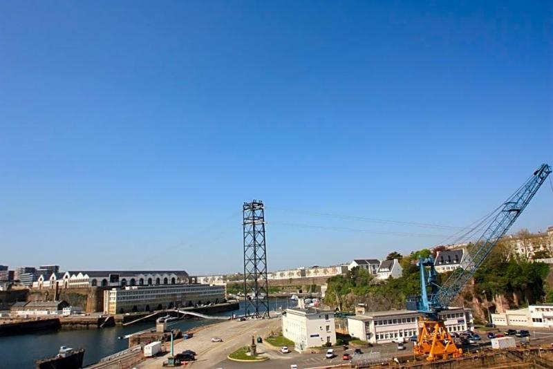 Hotel De La Rade image