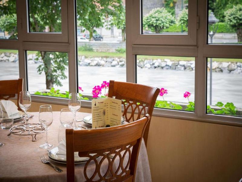 Hotel Saint Georges Lourdes Pyrenees image
