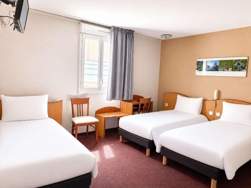 Hotel Saint Georges Lourdes Pyrenees image