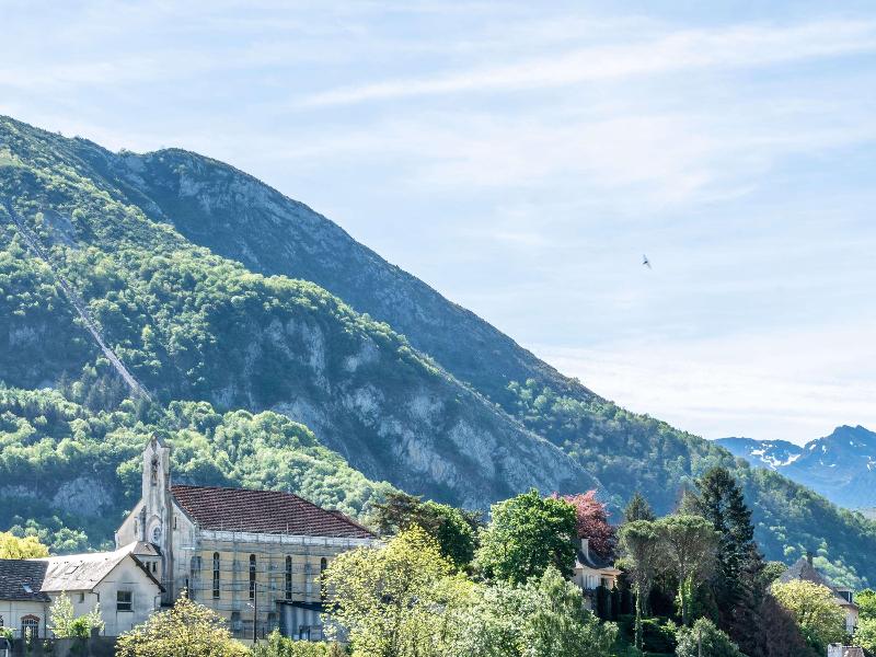 Hotel Saint Georges Lourdes Pyrenees image