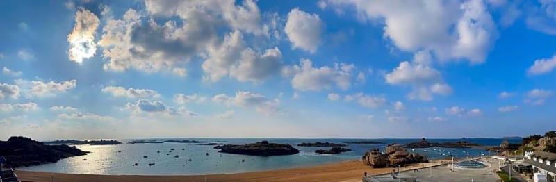 De La Mer image