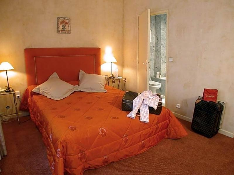 Hotel Festival image