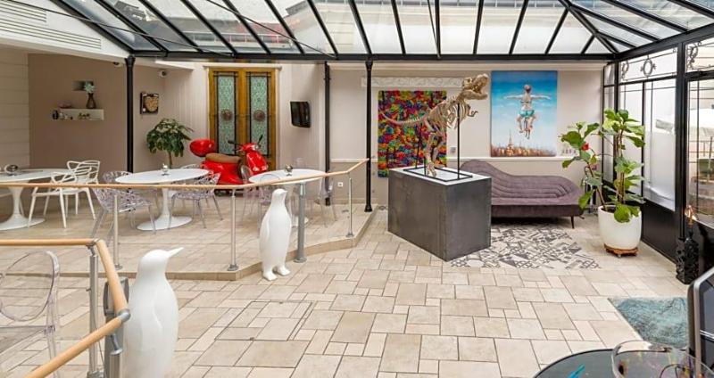 Hotel Jean Moët image