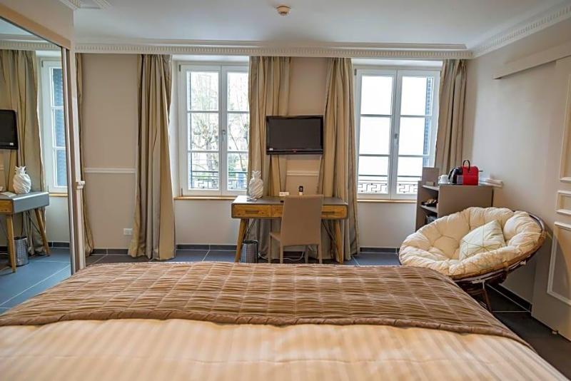 Hotel Jean Moët image