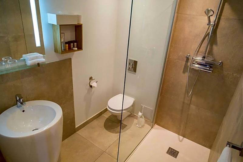 Hotel Jean Moët image