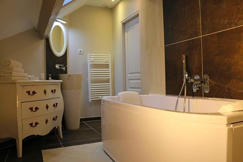 Hotel Jean Moët image