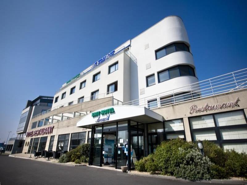 Brit Hotel Saint Malo  Le Transat image