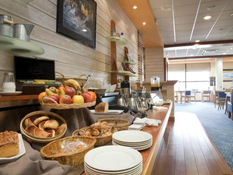 Brit Hotel Saint Malo  Le Transat image