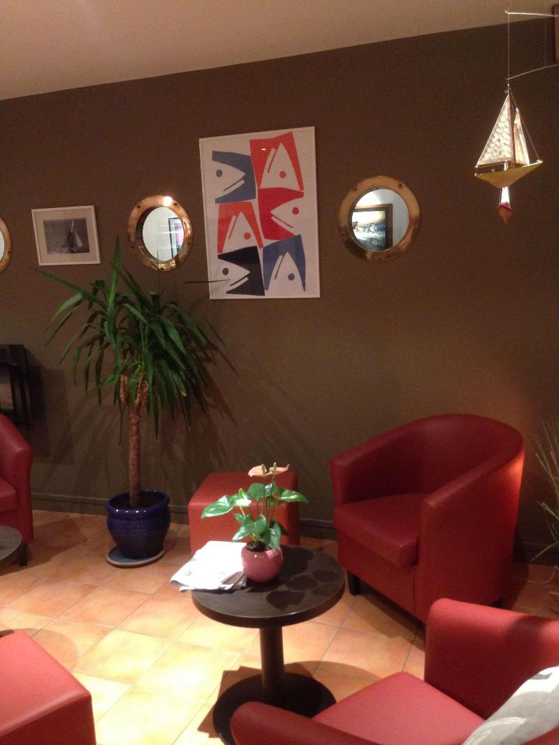 Hotel Des Halles image