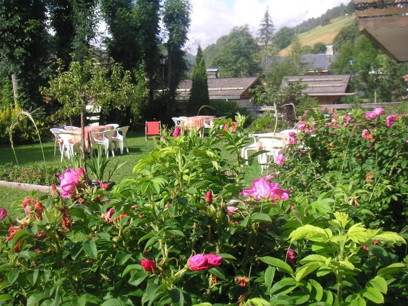 Apart'hotel & Spa La Destiere image