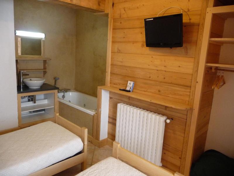 Apart'hotel & Spa La Destiere image