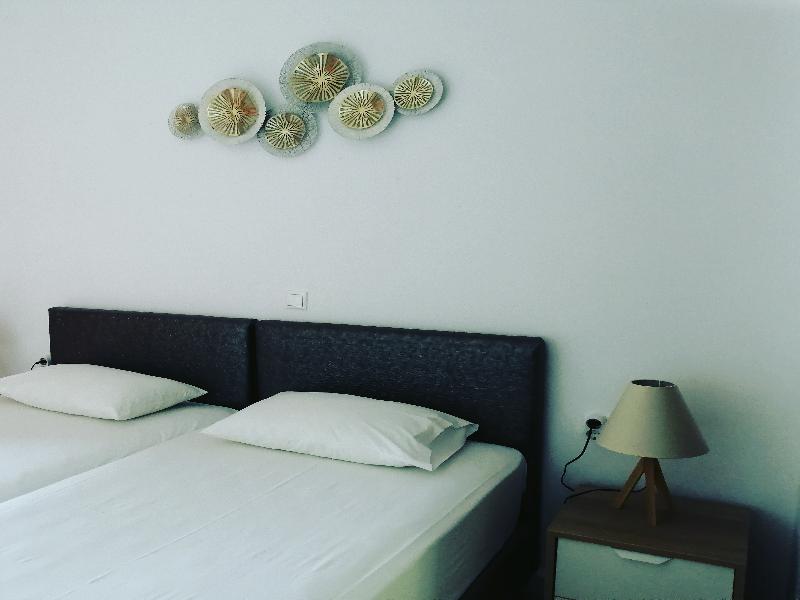 Aronis Apartments image