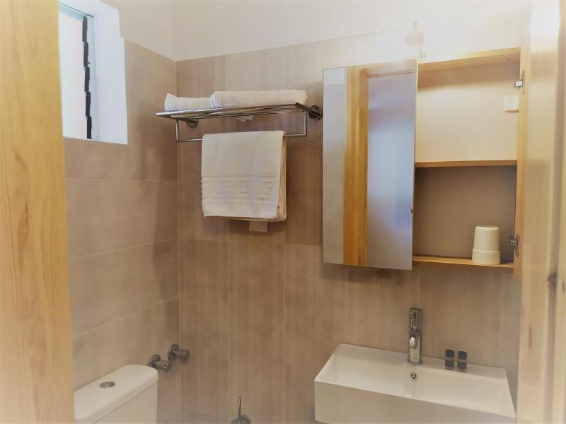 Aronis Apartments image