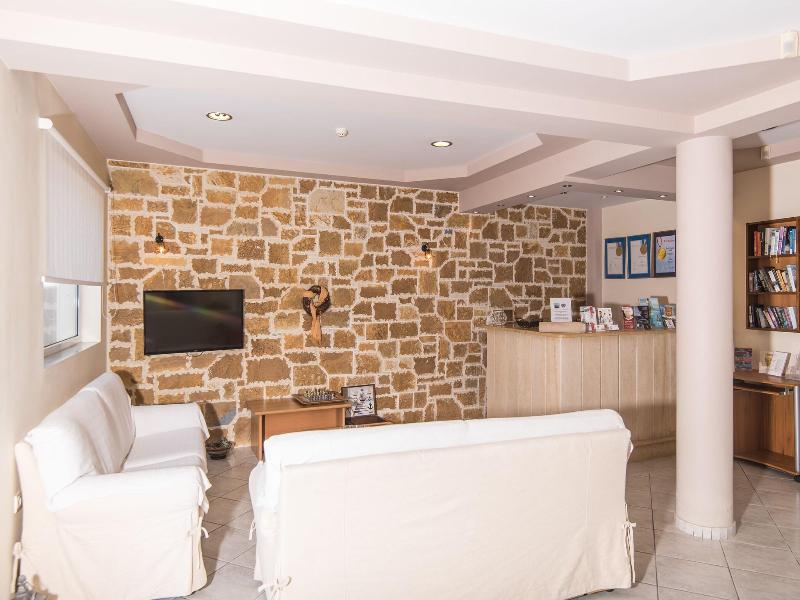 Maistrali Hotel