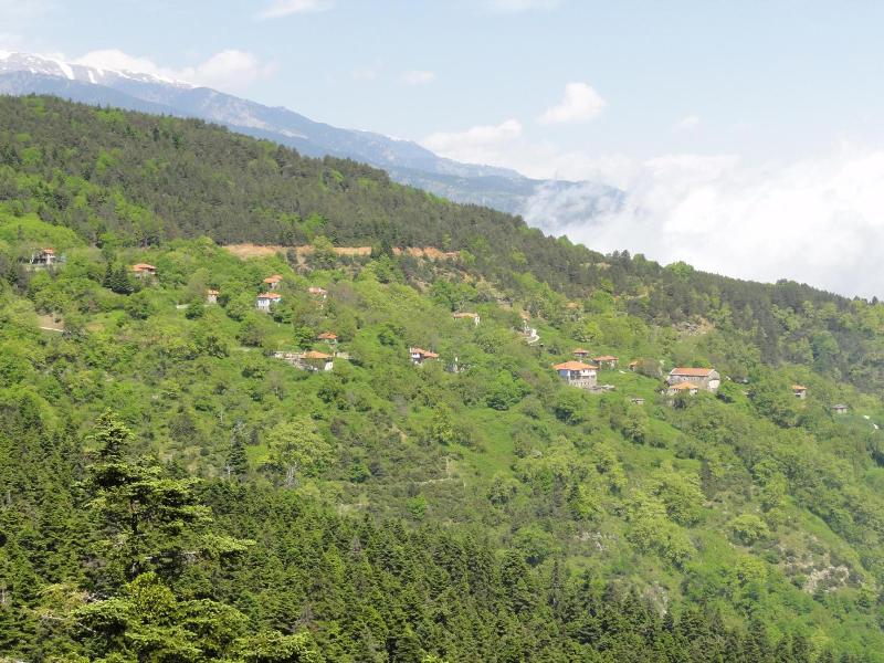 Sintrivanis Mountain image