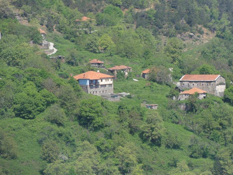 Sintrivanis Mountain image