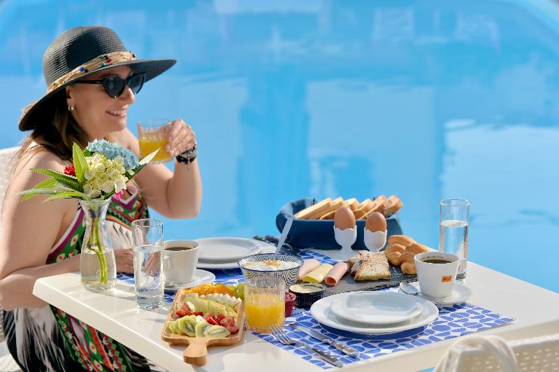 Yianna Hotel image
