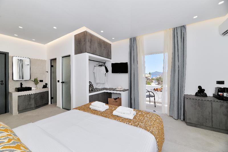 Yianna Hotel - Image 5