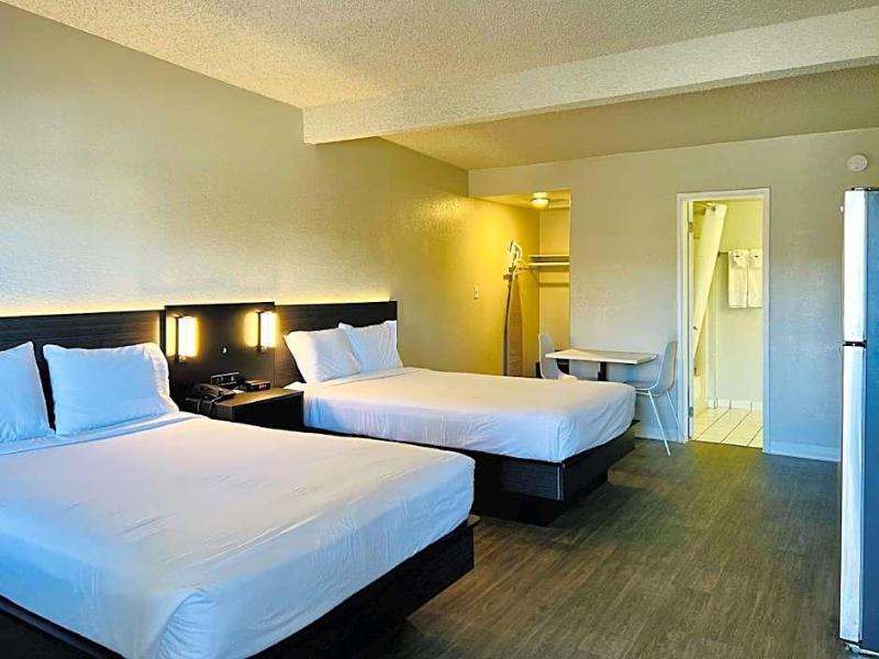 Knights Inn Sierra Vista image