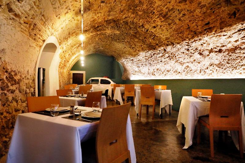 Petit Hotel Hostatgeria Sant Salvador image