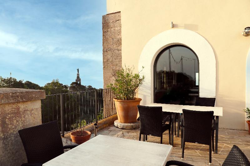Petit Hotel Hostatgeria Sant Salvador image