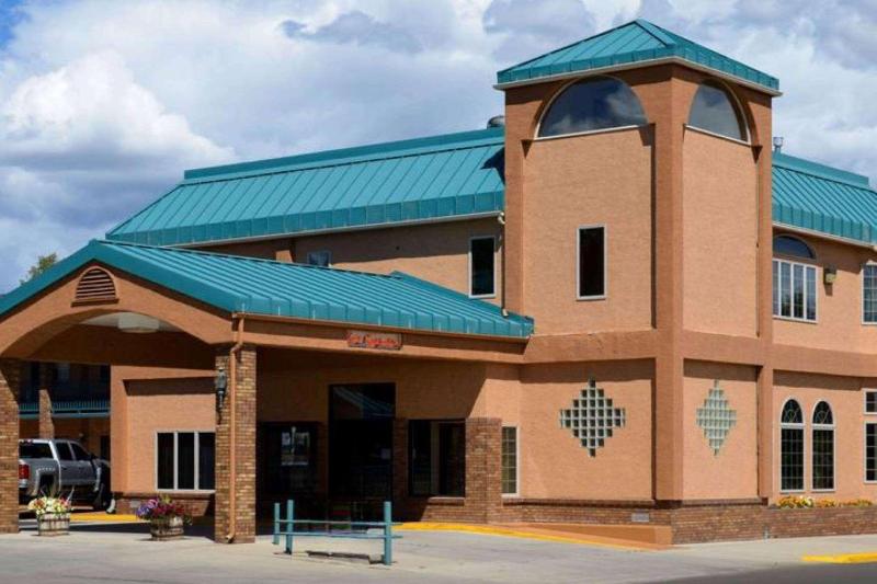 Wingate Gunnison Near Western Colorado University image