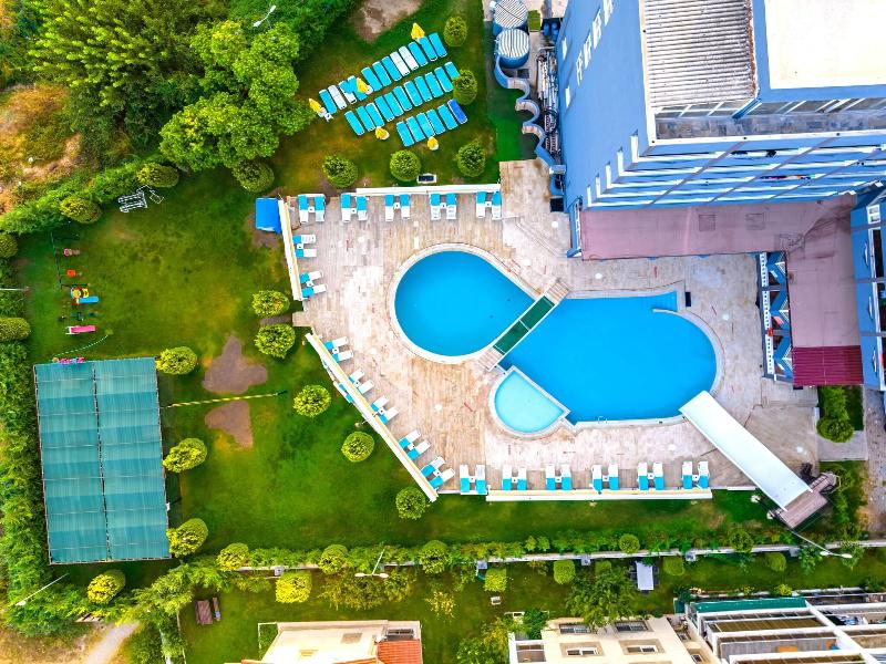Green Gold Hotel image
