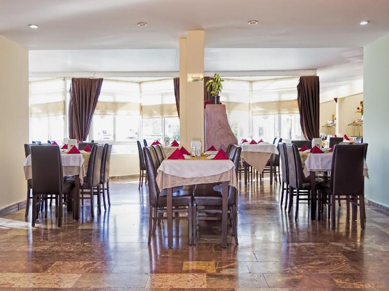 Green Gold Hotel image