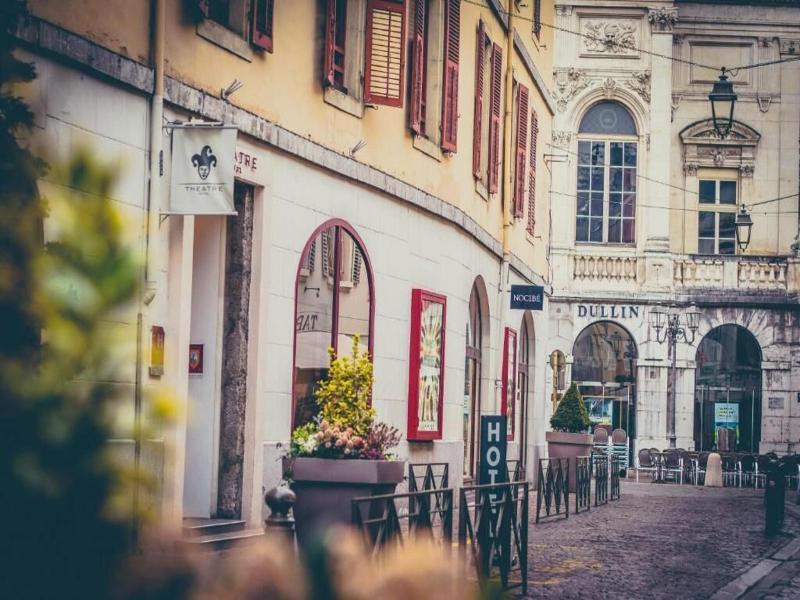 Théâtre Hôtel Chambéry image