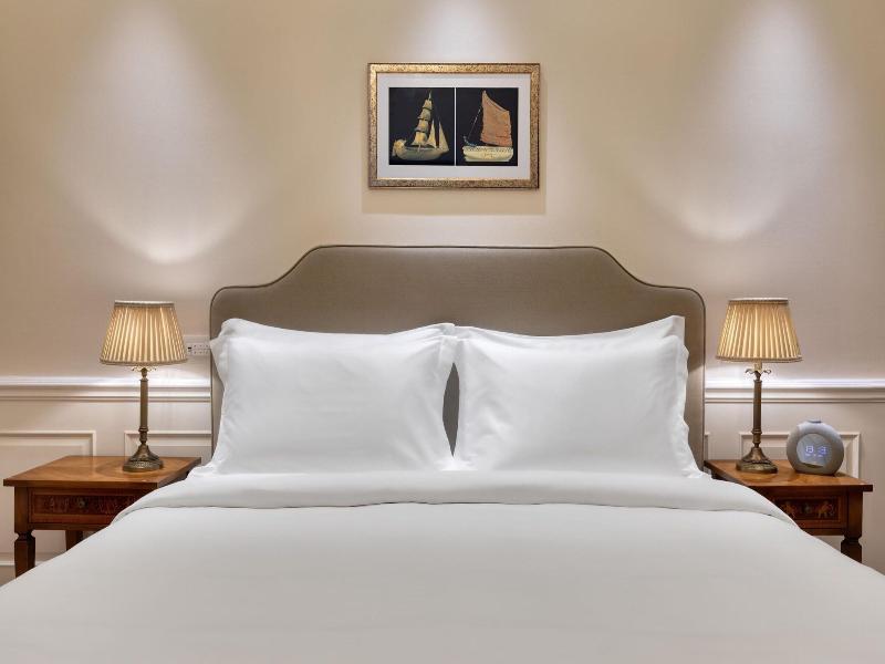 King George A Luxury Collection Hotel image