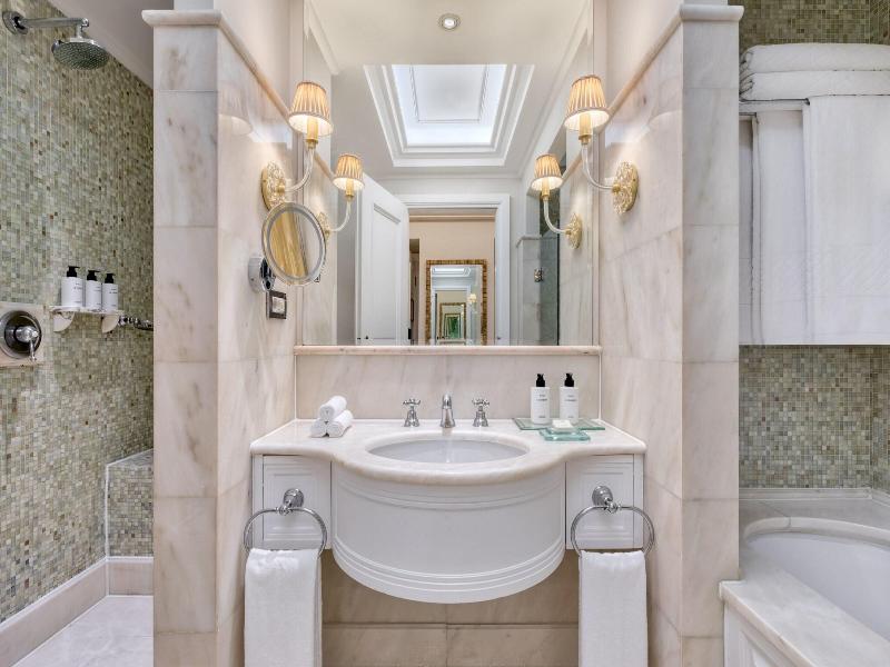 King George A Luxury Collection Hotel image