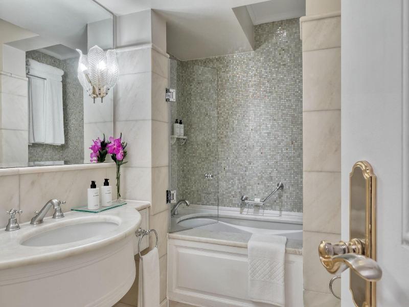 King George A Luxury Collection Hotel image