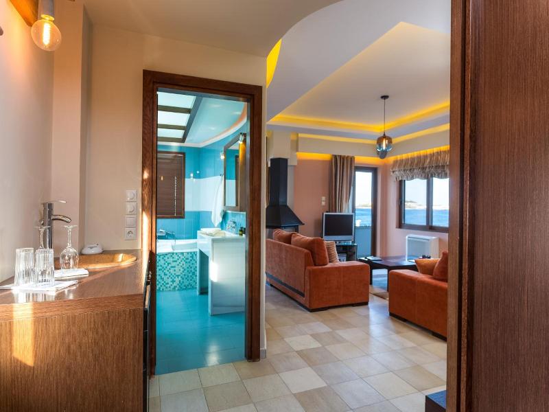 Maistros Exclusive Suites image