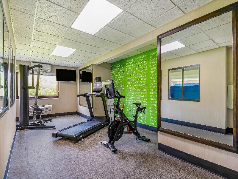 La Quinta Inn & Suites Batavia image